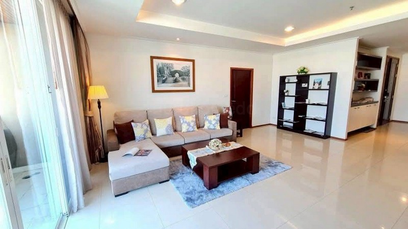 ให้เช่าห้องหรู Luxury ปิยะทิพย์ เพลส สุขุมวิท 39 ตกแต่งครบ พร้อมเข้าอยู่ ขนาด 289 ตรม 3ห้องนอน – ghd000585R