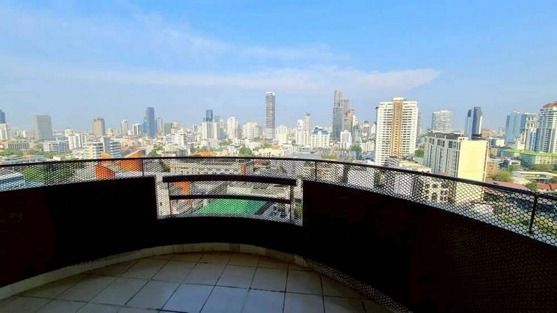 ให้เช่าห้องหรู Luxury ปิยะทิพย์ เพลส สุขุมวิท 39 ตกแต่งครบ พร้อมเข้าอยู่ ขนาด 289 ตรม 3ห้องนอน – ghd000585R