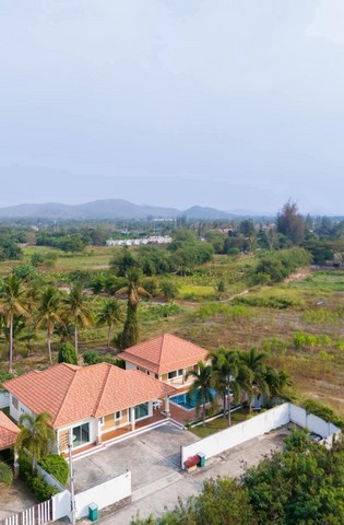HUAHIN Pool Villa ส่วนตัว รีโนเวทใหม่ หัวหิน พูลวิลล่าส่วนตัว รีโนเวทใหม่ พูลวิลล่าส่วนตัว
