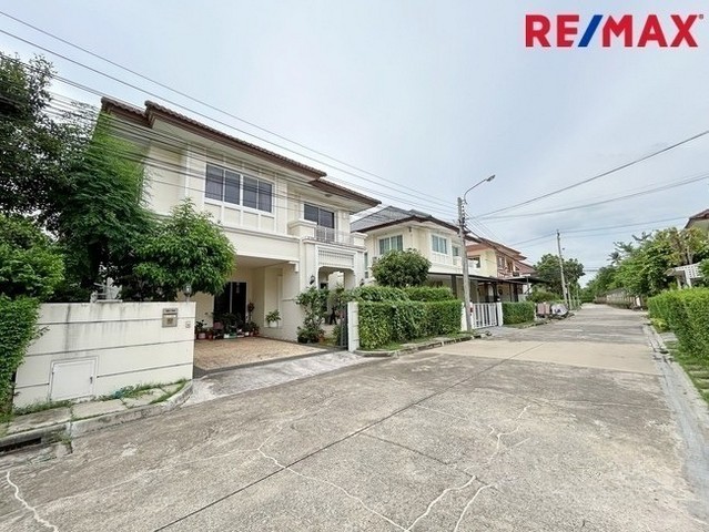 ดอะ เซนโทร รัตนาธิเบศร์ The Centro Rattanathibet 54 ตร.ว. ใกล้ MRT สถานีบางพลู ใกล้วัดสวนแก้ว ใกล้เซ็นทรัล