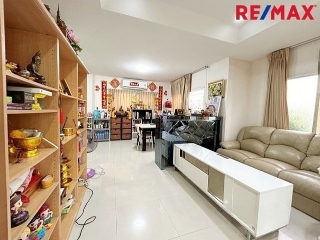 ดอะ เซนโทร รัตนาธิเบศร์ The Centro Rattanathibet 54 ตร.ว. ใกล้ MRT สถานีบางพลู ใกล้วัดสวนแก้ว ใกล้เซ็นทรัล
