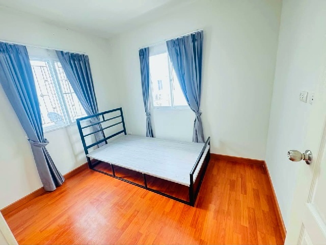 บ้านเดี่ยว 2 ชั้น 50 ตร.วารร.สารสาสน์วิเทศบางบัวทอง 4.1 กม.4 นอน 200 ตร.ม. สะอาด สะดวก ปลอดภัย 2 น้ำ