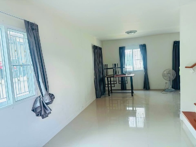 บ้านเดี่ยว 2 ชั้น 50 ตร.วารร.สารสาสน์วิเทศบางบัวทอง 4.1 กม.4 นอน 200 ตร.ม. สะอาด สะดวก ปลอดภัย 2 น้ำ