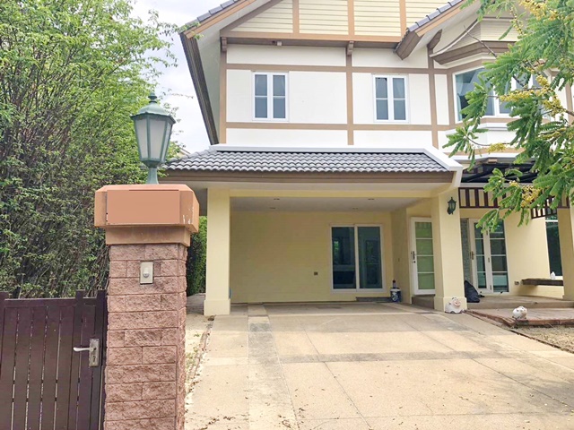 ให้เช่า คฤหาสน์ 2หลัง นานาชาติเด่นหล้า DBS 3.5กม. Pet Friendly ชัยพฤกษ์-แจ้งวัฒนะ คฤหาสน์ให้เช่า มีเรือนรับรอง ลัดดารมณ์