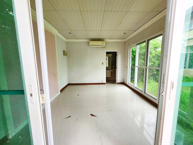 ให้เช่า คฤหาสน์ 2หลัง นานาชาติเด่นหล้า DBS 3.5กม. Pet Friendly ชัยพฤกษ์-แจ้งวัฒนะ คฤหาสน์ให้เช่า มีเรือนรับรอง ลัดดารมณ์