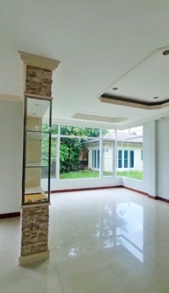 ให้เช่า คฤหาสน์ 2หลัง นานาชาติเด่นหล้า DBS 3.5กม. Pet Friendly ชัยพฤกษ์-แจ้งวัฒนะ คฤหาสน์ให้เช่า มีเรือนรับรอง ลัดดารมณ์