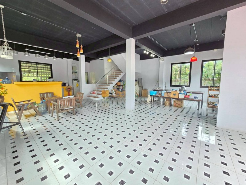 ให้เช่าอาคาร 3 ชั้น หน้ากว้าง 4 เมตร ย่านประชาอุทิศ 69 สามารถเปิดร้านอาหารหรือทำออฟฟิศได้ – ghd000622R