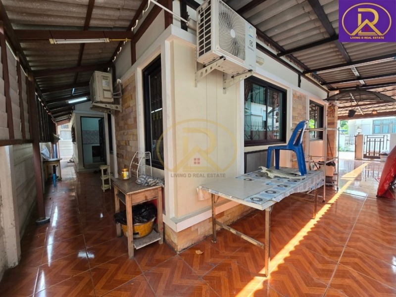 ให้เช่าบ้านเดี่ยว ชั้นเดียว หมู่บ้าน แสนมณี 5 ติดถนนศุขประยูร ติดนิคมอมตะซิตี้ ชลบุรี  ต.หนองกะขะ อ.พานทอง จ.ชลบุรี
