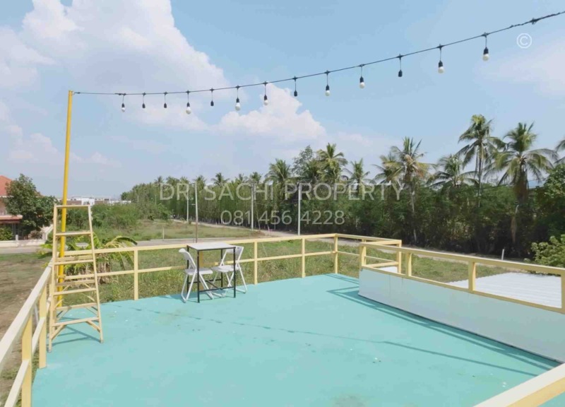 ขายบ้านสวย ในตัวเมืองลำพูน 122.7 ตรว. พร้อมกิจการคาเฟ่ บรรยากาศดี เงียบสงบ