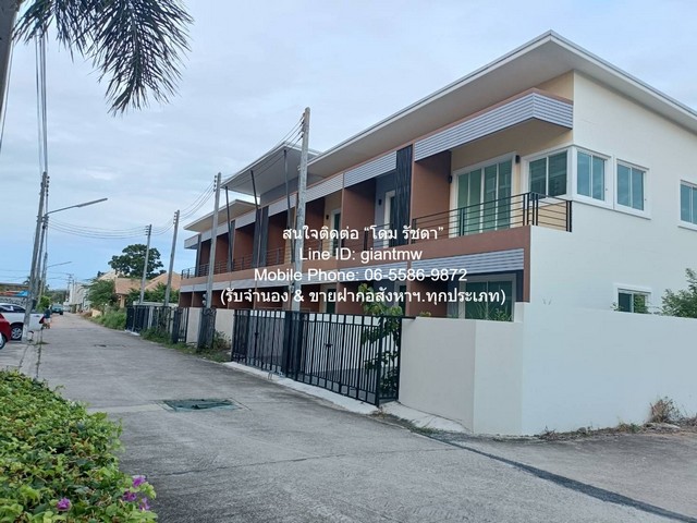 SALE TOWNHOUSE เป็นทาวน์โฮม 2 ชั้น สภาพใหม่ อยู่ในทำเลที่ดี ใกล้สนามบินหัวหิน เหมาะสำหรับผู้ที่ต้องการบ้านพักอาศัยที่อยู