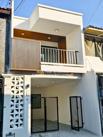 Townhouse ขายทาวน์เฮ้าส์ 2 ชั้น (รีโนเวทแล้ว) ใกล้สนามบินดอนเมือง 18 ตร.ว. 3 น 2 น้ำ ราคา 2.45 ล้านบาท ขนาด 18 ตร.ว. 3 B