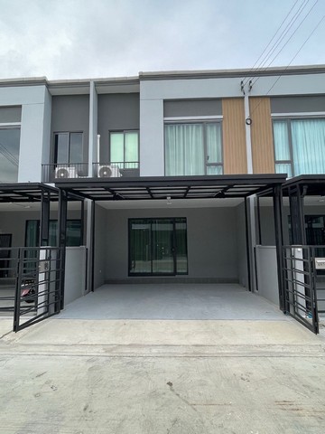ให้เช่าทาวน์โฮม 2 ชั้น ม.พลีโน่ สุขุมวิท – บางนา 2 บ้านใหม่ไม่เคยเข้าอยู่