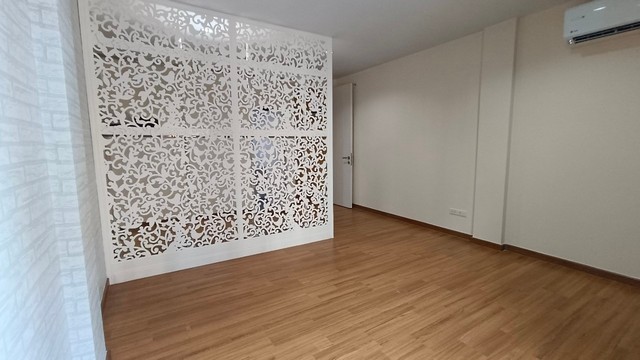 ให้เช่าทาวน์โฮม 3.5 ชั้น ม.Haus 35 แจ้งวัฒนะ-ปากเกร็ด ซ.35 ตกแต่งพร้อมอยู่