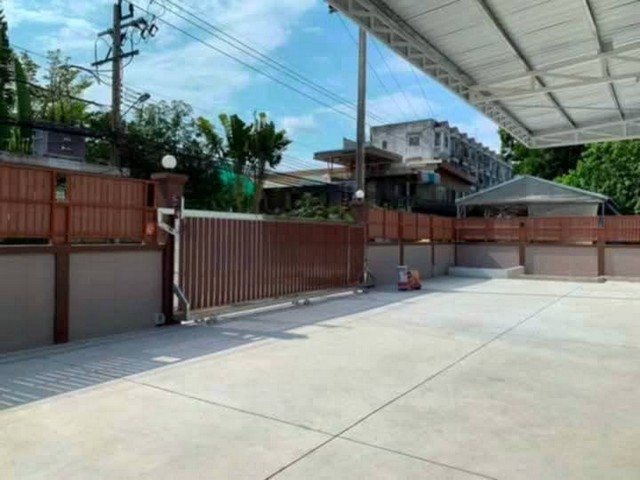 ให้เช่าโกดังคลังสินค้าสมุทรปราการ ที่ดิน 1-2-0ไร่ มีตู้คอนเทนเนอร์ติดแอร์ เป็นออฟฟิศสำนักงานให้