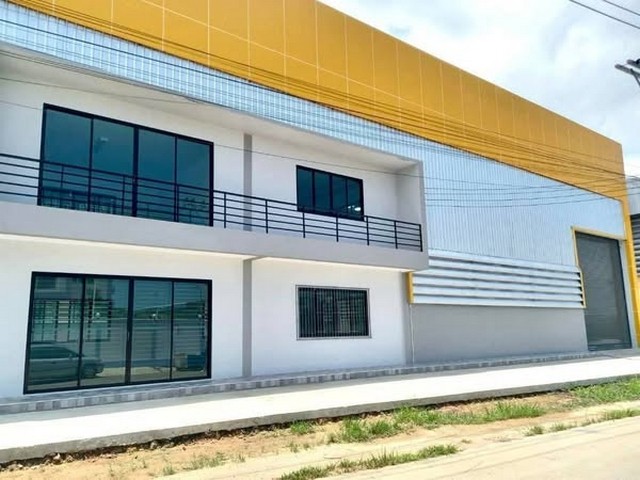 ให้เช่าโกดังคลังสินค้าบางน้ำจืดสมุทรสาครพื้นที่รวมประมาณ 1,200 ตรม.โกดังพร้อมออฟฟิศ 2ชั้น 3 ห้องน้ำ พื้นรับ น.น ได้ 3ตัน
