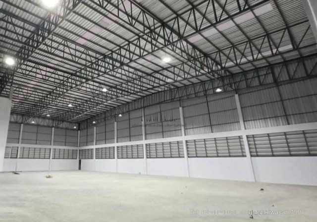 ให้เช่าโกดังคลังสินค้าบางน้ำจืดสมุทรสาครพื้นที่รวมประมาณ 1,200 ตรม.โกดังพร้อมออฟฟิศ 2ชั้น 3 ห้องน้ำ พื้นรับ น.น ได้ 3ตัน