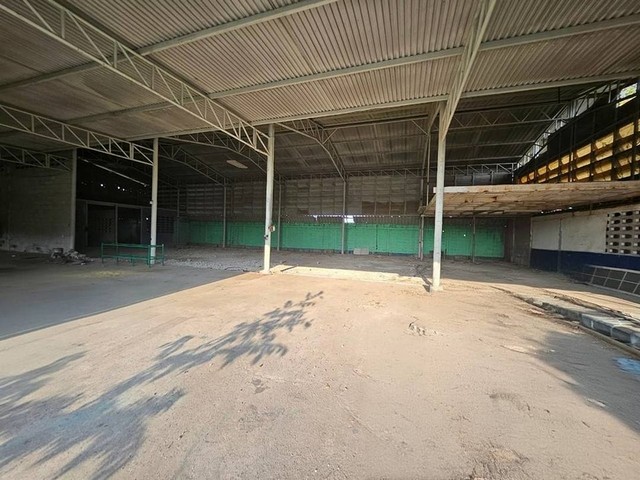 ให้เช่าบ้านโกดังและห้องพักบางนางพานทองชลบุรี บนเนื้อที่ 2 ไร่ผังสีเหลือง พานทองชลบุรี