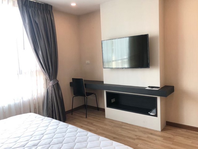 ให้เช่า 20,000 คอนโดเดอรูฟ พหลโยธิน 1 ห้องนอน 1 ห้องน้ำ ชั้น4 ขนาด 50 ตร.ม ใกล้BTS อารีย์ และ ใกล้BTS สนามเป้า