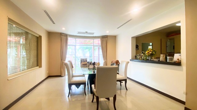 บ้านเดี่ยว 2 หลังติด รสา วิลเลจ พุทธมณฑลสาย 3 บางไผ่ บางแค เหมาะสำหรับครอบครัวใหญ่