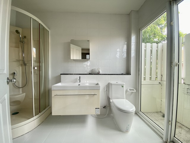 บ้านเดี่ยว เพอร์เฟค เพลส ราชพฤกษ์ เฟส 1 บ้านพร้อมอยู่ พื้นที่สวนกว้าง