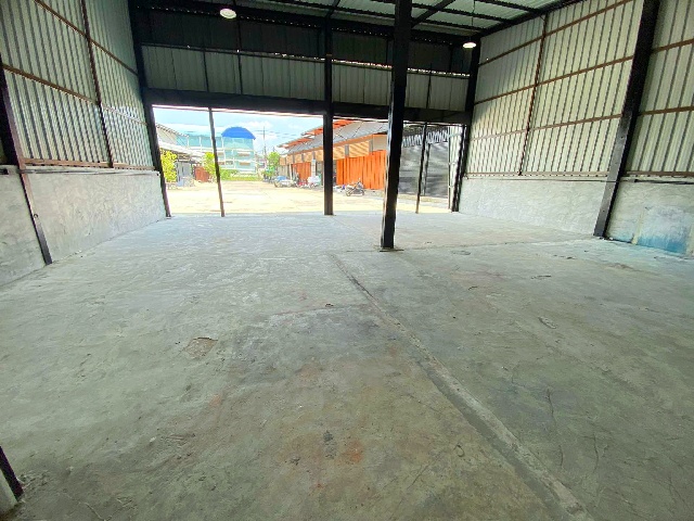 ตลาดสดท่าอิฐ 2.1 กม.เหมาะกับโรงงานอุตสาหกรรมขนาดเล็ก โกดังท่าอิฐ ทำเลดี ศูนย์กระจายสินค้า โชว์รูม ไลฟ์สดค้าขายออนไลน์ โร