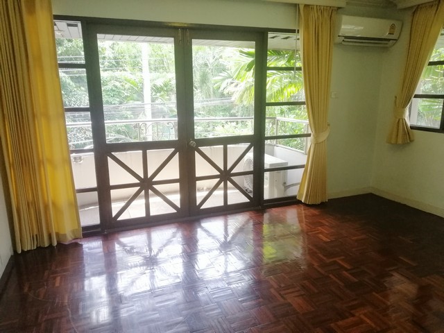 ให้เช่า บ้านเดี่ยว2ชั้น 150ตรว. อยู่ถ.พัฒนาการ69 ใกล้ซีคอนสแควร์ พาราไดซ์พาร์ค