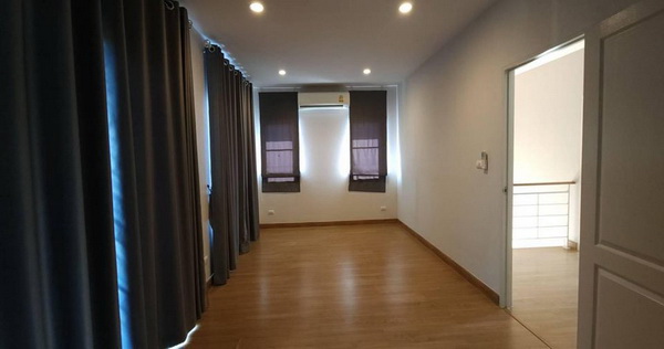 [ให้เช่า] FOR RENT CENTRO SUKSAWAT – RAMA 3 / 3 bedrooms 3 bathrooms / 64 Sqw. 150 Sqm. **30,000** CLOSE TO KING MONGKUT’S UNIVERSITY OF TECHNOLOGY THONBURI