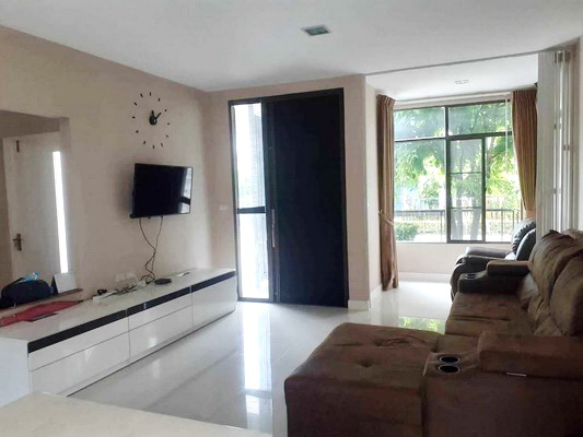 [ให้เช่า] FOR RENT MANTANA LAKE WATCHARAPOL / 3 bedrooms 3 bathrooms / 55 Sqw. 180 Sqm. **38,000** CLOSE TO CHALONGRAT EXPRESSWAY