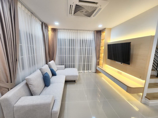 [ให้เช่า] FOR RENT GOLDEN NEO SUKHUMVIT – LASALLE / 4 bedrooms 4 bathrooms / 40 Sqw. 160 Sqm. **80,000** NEW HOUSE CLOSE TO BANGKOK PATTANA SCHOOL