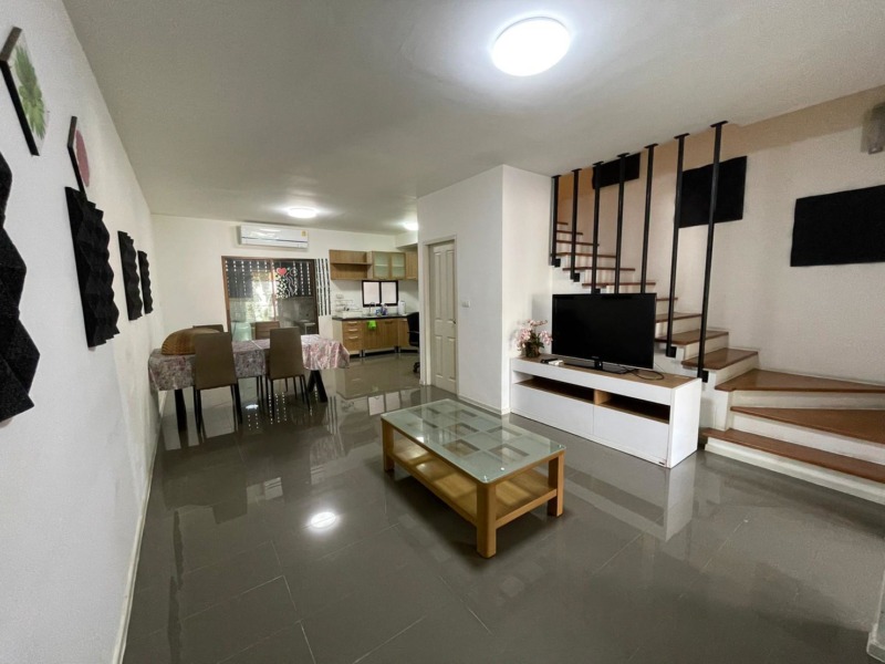 เช่า ทาวน์ โฮม 3 ชั้น เกษตร นวมินทร์ อารียา ทูบี ลาดปลาเค้า