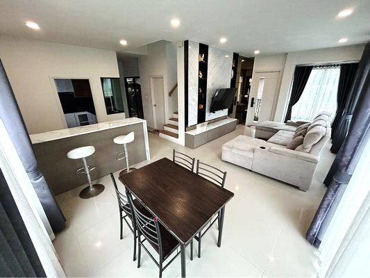 [ให้เช่า] FOR RENT PRUKPIMAN THE GRAND PRIVATE RANGSIT – KHLONG 2 / 4 bedrooms 3 bathrooms / 50 Sqw. 180 Sqm. **35,000** CLOSE TO FUTURE PARK RANGSIT