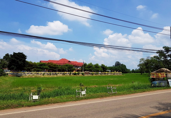ขายที่ดิน หน้าเทศบาลสนามชัยเขต ฉะเชิงเทรา เนื้อที่ 17-2-87 ไร่ ทำเลดี ติดถนนใหญ่