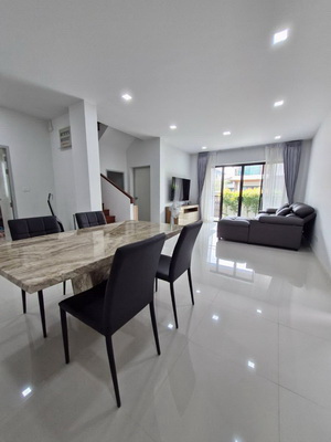 [ให้เช่า] FOR RENT PHUMCHANOK PHUTTHAMONTHON SAI 4-5 / 4 bedrooms 3 bathrooms / 53 Sqw. 175 Sqm. **27,000** CLOSE TO DONWAI FLOAT MARKET