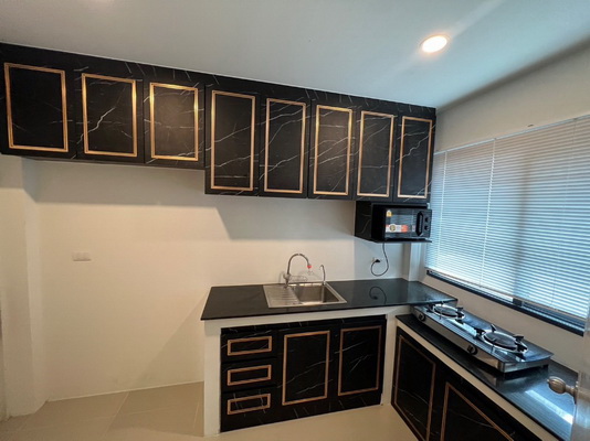 [ให้เช่า] FOR RENT CENTRO BANGYAI / 4 bedrooms 5 bathrooms / 52 Sqw. 180 Sqm. **32,000** CLOSE TO CENTRAL PLAZA WESTGATE