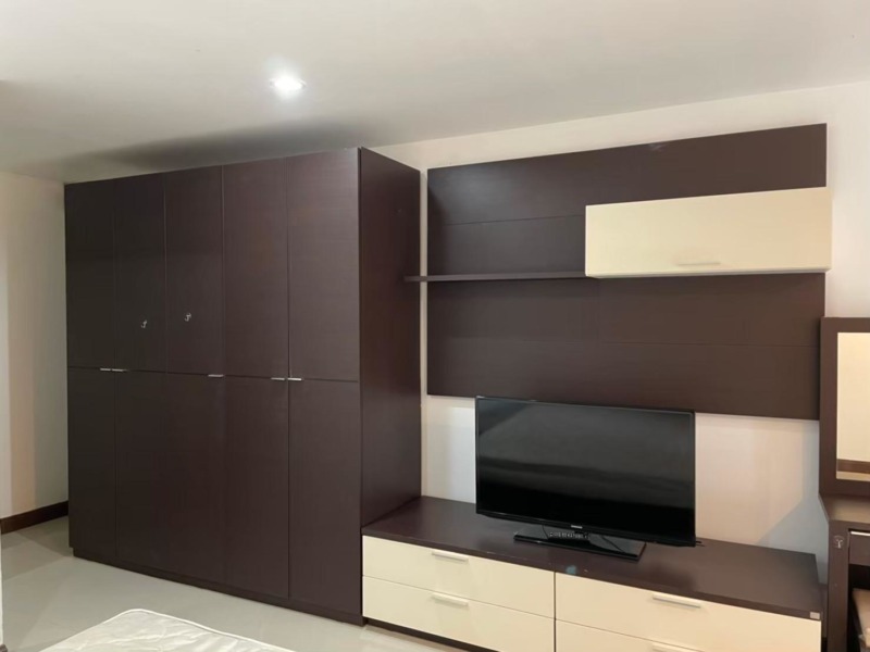 ขายคอนโด Regent Home 2 ชั้น 2 ซ.พหลโยธิน 67/1