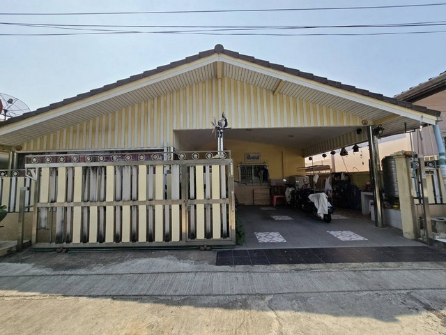 ขายบ้านเดี่ยว บ้านหรรษา ซอยเพชรเกษม 81/6 ต่อเติมแล้ว 51 ตร.ว ใกล้เดอะมอลล์บางแค