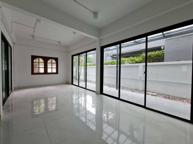ให้เช่าบ้านเดี่ยว2ชั้น 200 ตร.ม.ย่านโชคชัย4ลาดพร้าว ใกล้MRTโชคชัย4ใกล้นาคนิวาส ลาดพร้าววังหิน เลียบด่วน