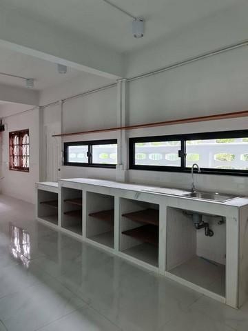 ให้เช่าบ้านเดี่ยว2ชั้น 200 ตร.ม.ย่านโชคชัย4ลาดพร้าว ใกล้MRTโชคชัย4ใกล้นาคนิวาส ลาดพร้าววังหิน เลียบด่วน