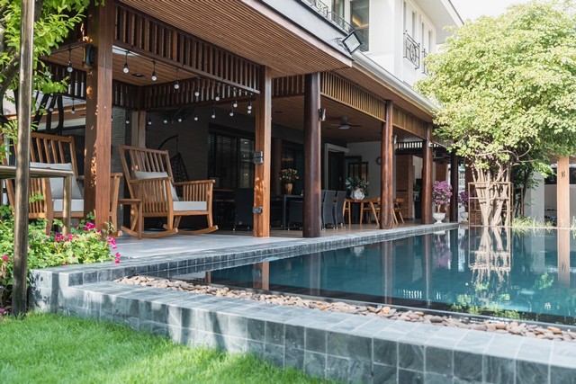 ขายบ้านเดี่ยว3ชั้น295 ตร.ว.ย่านรามอินทราวัชรพลเลียบด่วนสุขาภิบาล5เขตบางเขน พร้อมสระว่ายน้ำพร้อมอยู่