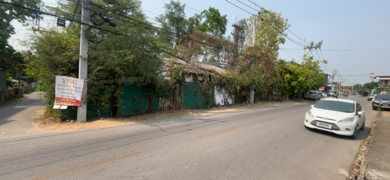 ขายที่ดิน 207 ตรว. ติดถนนสันเหมืองเหนือ ต.เหมืองง่า ลำพูน ราคาถูกสุด ๆ