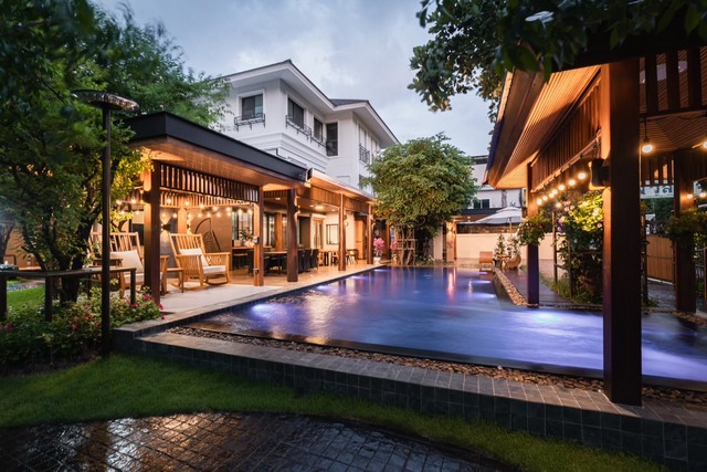 ขายบ้านเดี่ยวสร้างเอง3ชั้นย่านรามอินทราวัชรพลเลียบด่วนสุขาภิบาล5เขตบางเขน พร้อมสระว่ายน้ำพร้อมอยู่