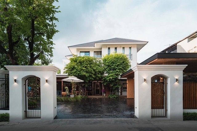 ขายบ้านเดี่ยวสร้างเอง3ชั้นย่านรามอินทราวัชรพลเลียบด่วนสุขาภิบาล5เขตบางเขน พร้อมสระว่ายน้ำพร้อมอยู่