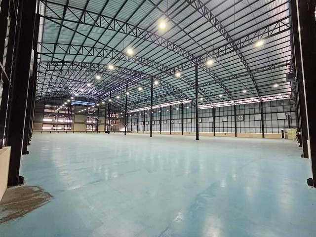 ให้เช่าโรงงาน พื้นที่ 8,440 ตรม. พร้อมอาคารสำนักงาน ในนิคมอุตสาหกรรมแหลมฉบัง เขต Freezone 1