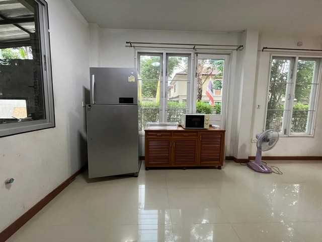 ให้เช่าบ้านเดี่ยวโครงการ รติรมย์ ฟิฟท์ ซอยร่วมใจพัฒนาบนถนนราชพฤกษ์ใกล้วงเวียนพระราม 5 ย่านราชพฤกษ์, พระราม 5, ปิ่นเกล้า,
