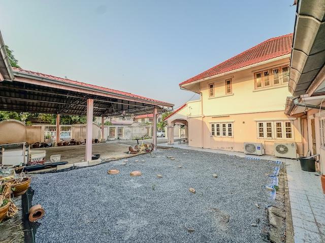 ให้เช่าบ้านเดี่ยว 2 ชั้น 186 ตรว. พร้อมโกดัง ย่านรามอินทรา 60 ใกล้แฟชั่นไอส์แลนด์