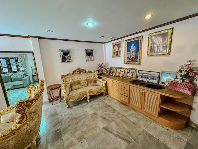 ให้เช่าบ้านเดี่ยว 2 ชั้น 186 ตรว. พร้อมโกดัง ย่านรามอินทรา 60 ใกล้แฟชั่นไอส์แลนด์