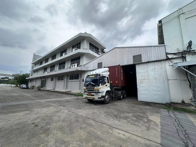 ให้เช่าโกดังมี 3 ขนาด ถนนเทพารักษ์ มุ่งหน้าไปสำโรง ใกล้รถไฟฟ้า สถานนีทิพวัล และศรีเทพา