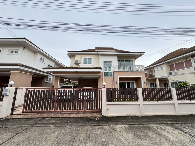 ให้เช่า บ้านเดี่ยวถนนเสม็ด-อ่างศิลา 2 ชั้น 80 ตร.ว. หมู่บ้าน ปิยวัฒน์ลากูน่าแอนด์การ์เด้น -อ่างศิลา