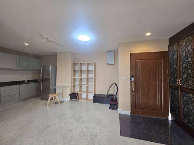 ให้เช่าคอนโด 3 ห้องนอน ทำเลดี ใกล้รถไฟฟ้าเพียง 300 ม. Elite Residence ศรีนครินทร์ 5