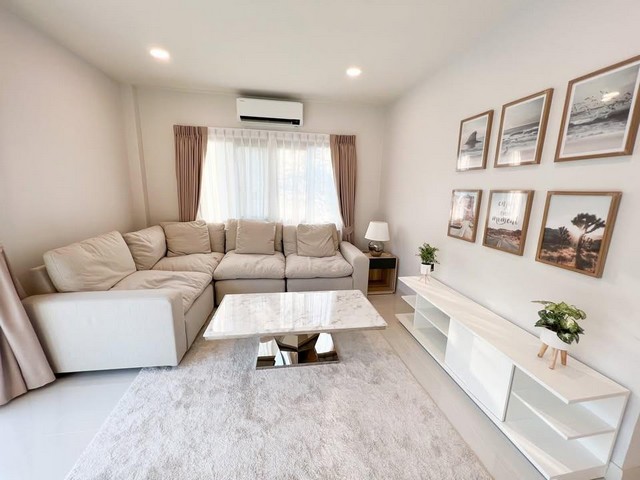 ให้เช่าบ่้านเดี่ยว 2 ชั้น 61 ตรว. หมู่บ้าน Centro Bangna ใกล้ เมกะ บางนา